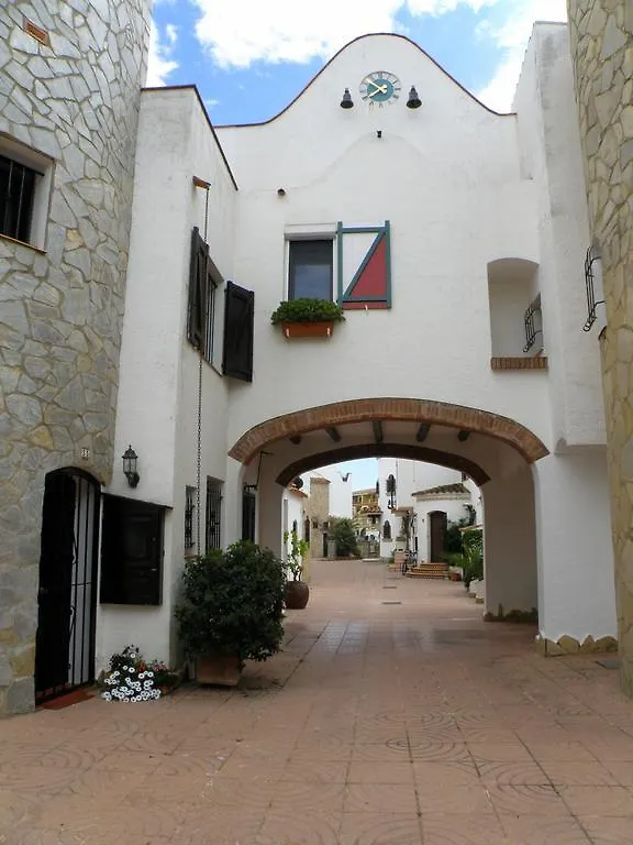 Waterside Apartment - Two Bedroom Empuriabrava