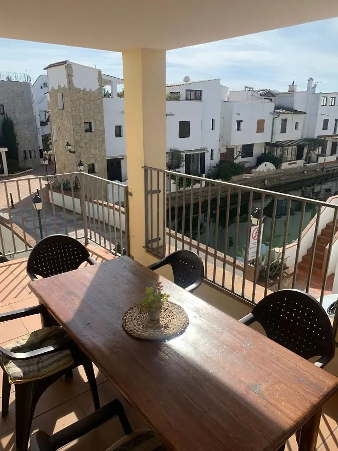 Waterside Apartment - Two Bedroom Empuriabrava