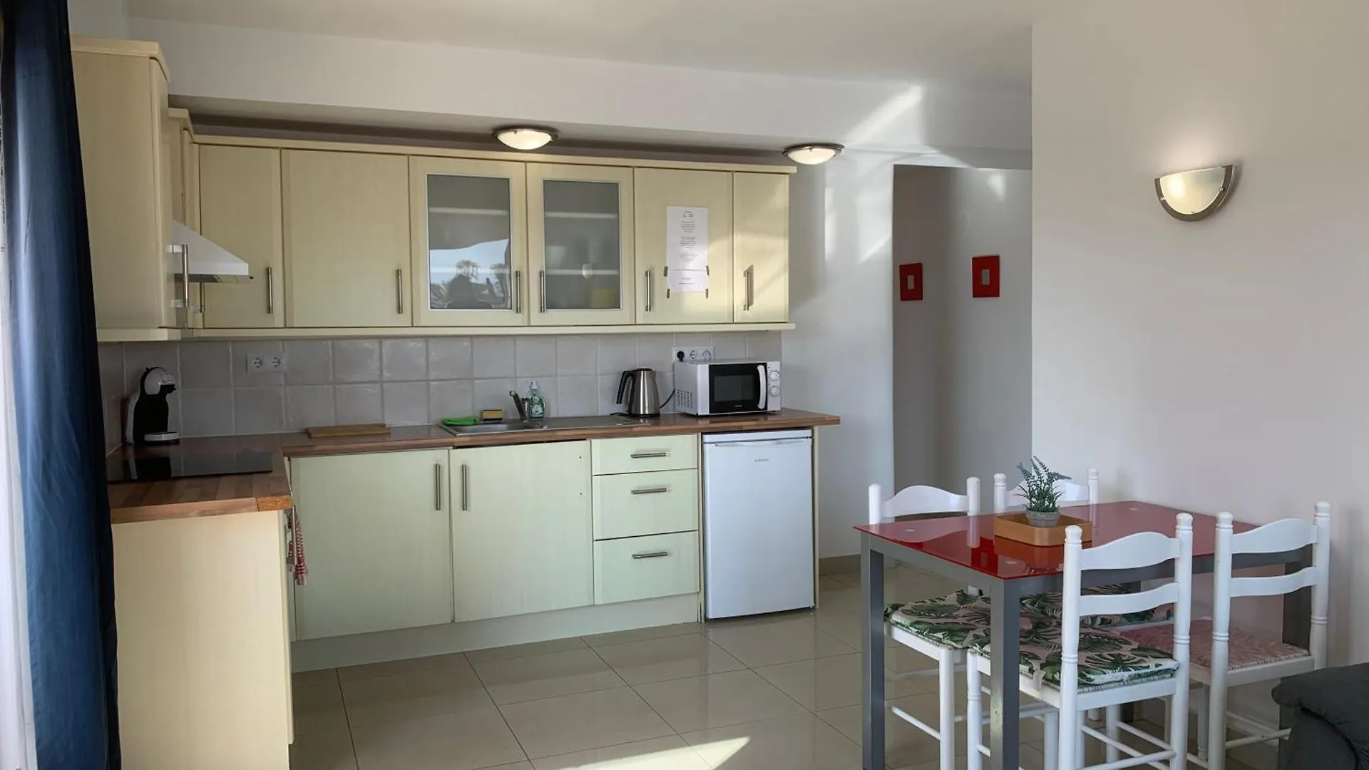 Waterside Apartment - Two Bedroom Empuriabrava Spain